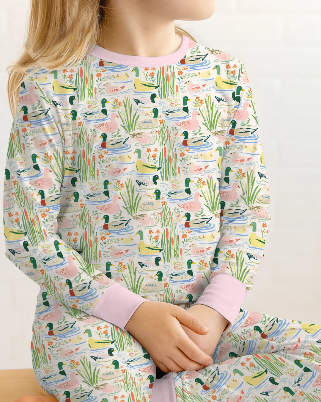 Zweiteiliges Langarm-Pyjama-Set mit Sommerfrüchten