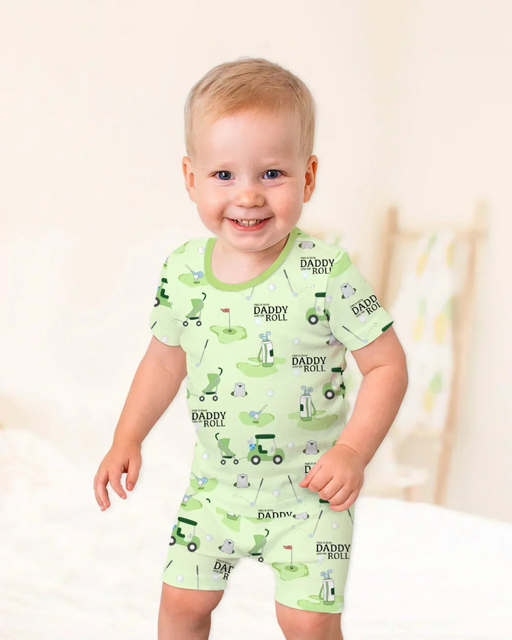 Template Zweiteiliges Pyjama-Set mit kurzen Ärmeln und Shorts