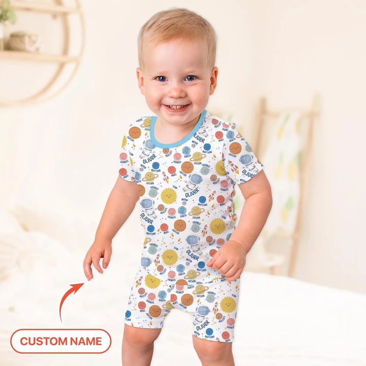 Zweiteiliges Pyjama-Set mit kurzen Ärmeln und Shorts im Sommer-Design