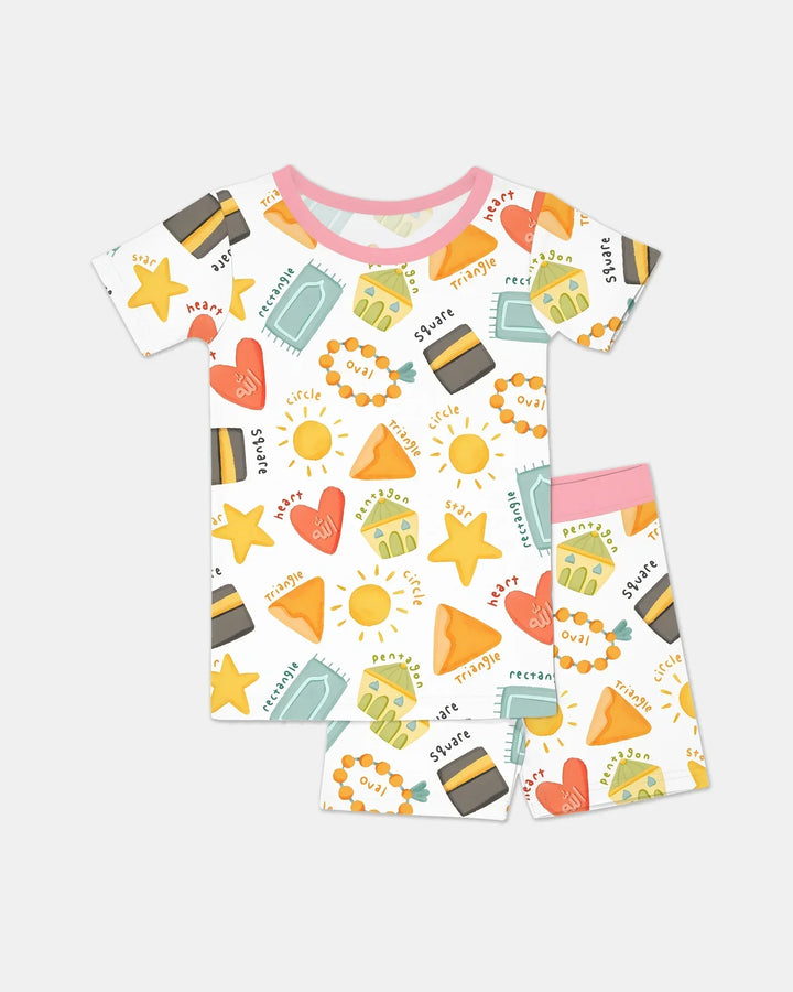 Template Zweiteiliges Pyjama-Set mit kurzen Ärmeln und Shorts