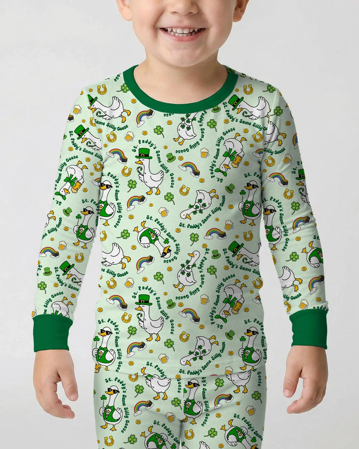 Zweiteiliges Langarm-Pyjama-Set mit Sommerfrüchten