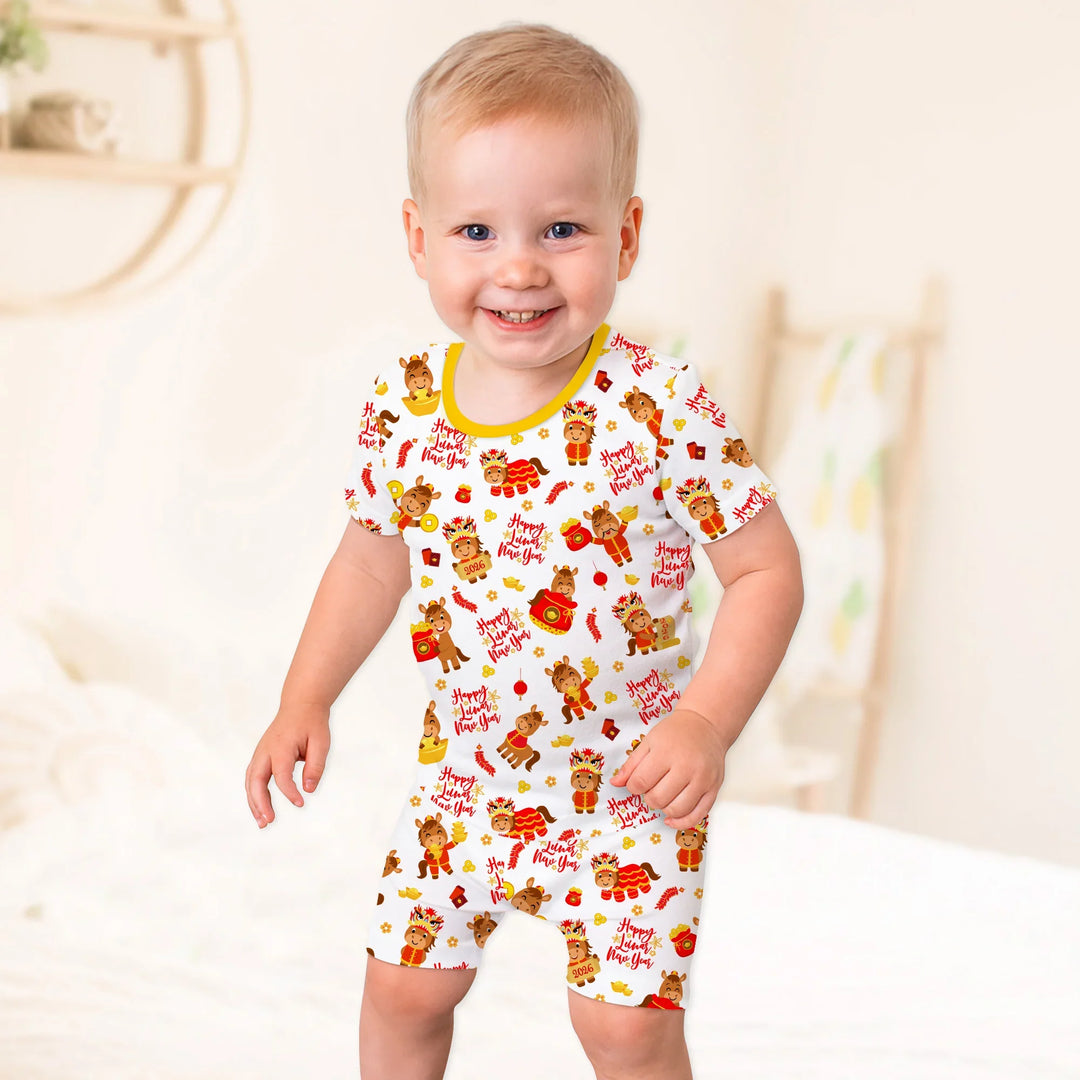 Template Zweiteiliges Pyjama-Set mit kurzen Ärmeln und Shorts