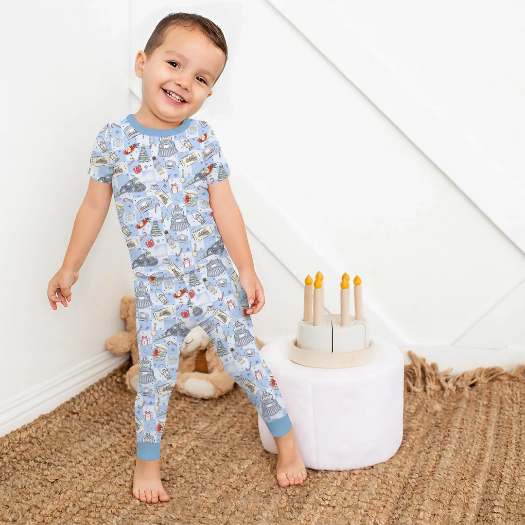 Zweiteiliges, kurzärmliges Pyjama-Set mit Marienkäfern