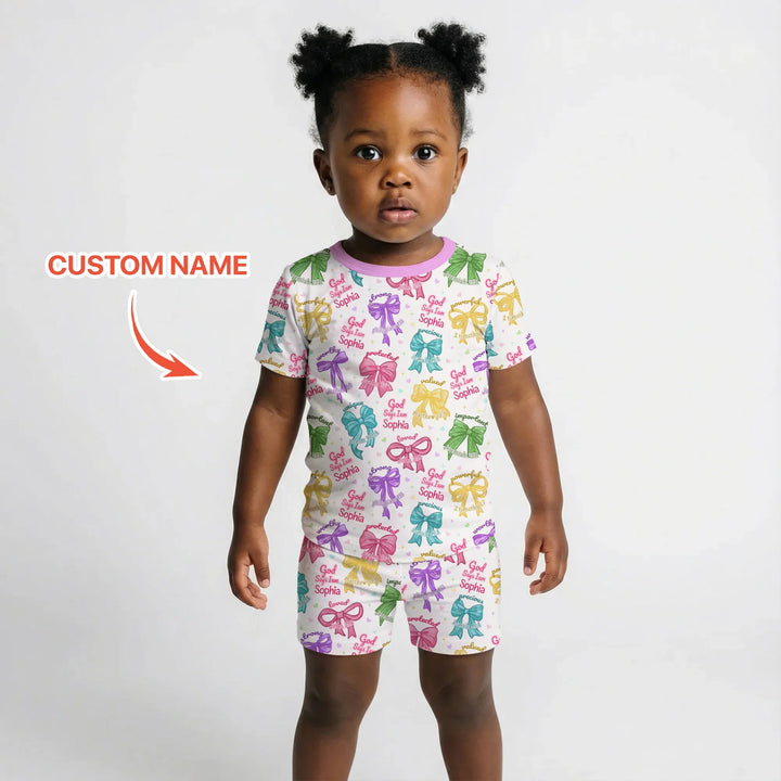 Zweiteiliges Pyjama-Set mit kurzen Ärmeln und Shorts im Sommer-Design