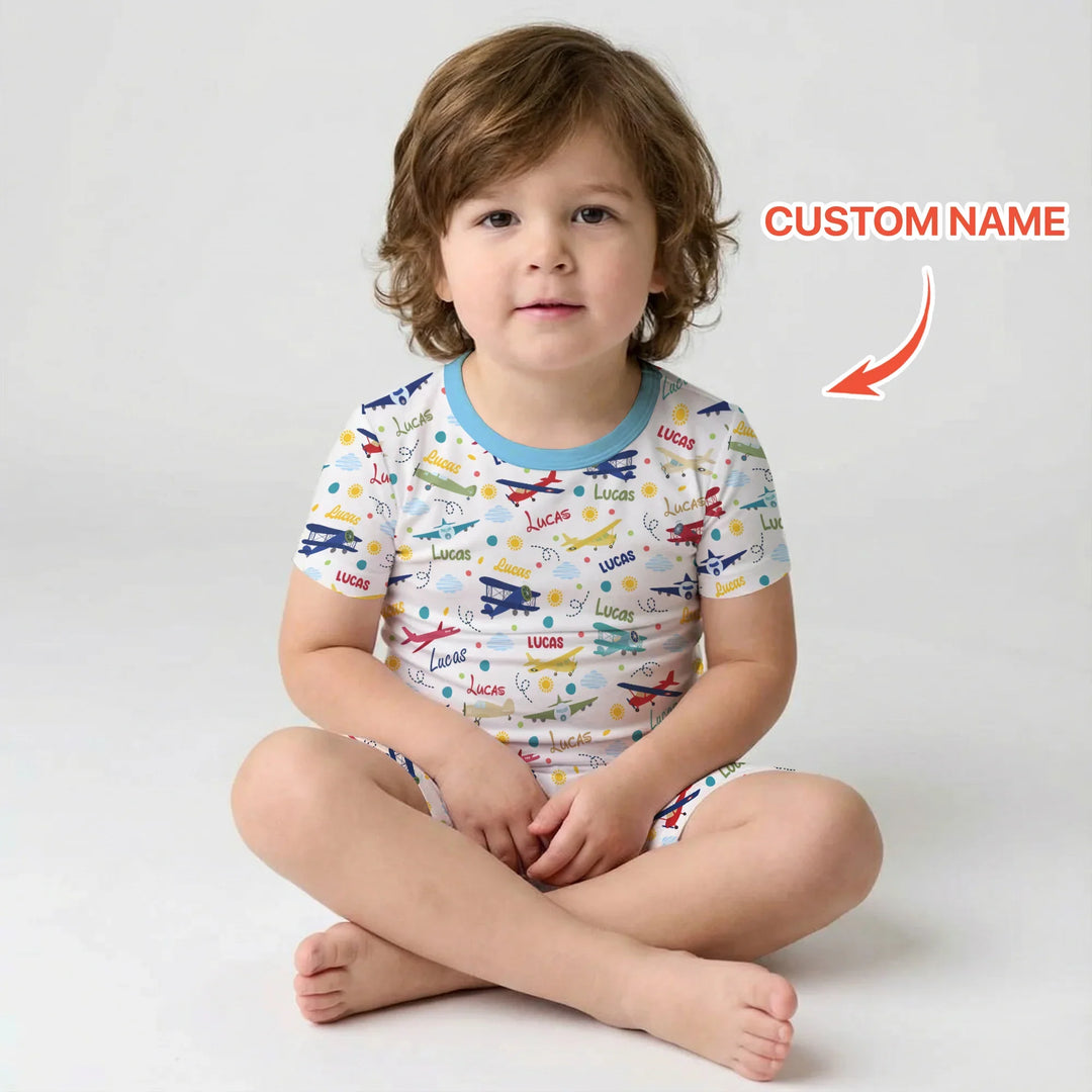 Zweiteiliges Pyjama-Set mit kurzen Ärmeln und Shorts im Sommer-Design