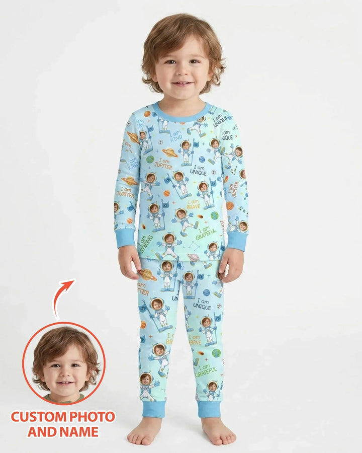 Zweiteiliges Langarm-Pyjama-Set mit Sommerfrüchten