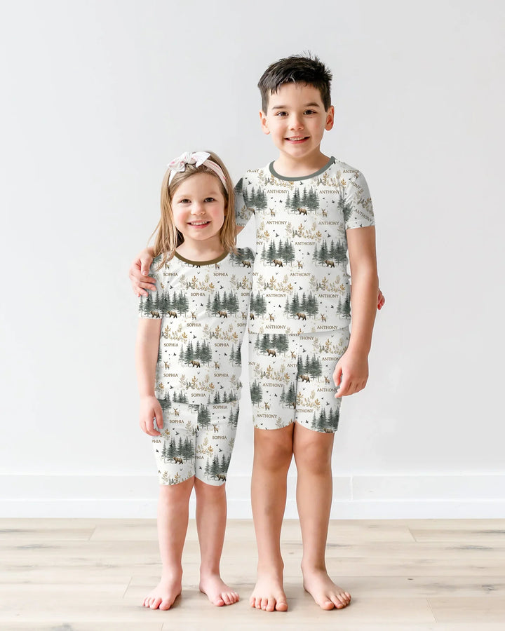 Zweiteiliges Pyjama-Set mit kurzen Ärmeln und Shorts im Sommer-Design