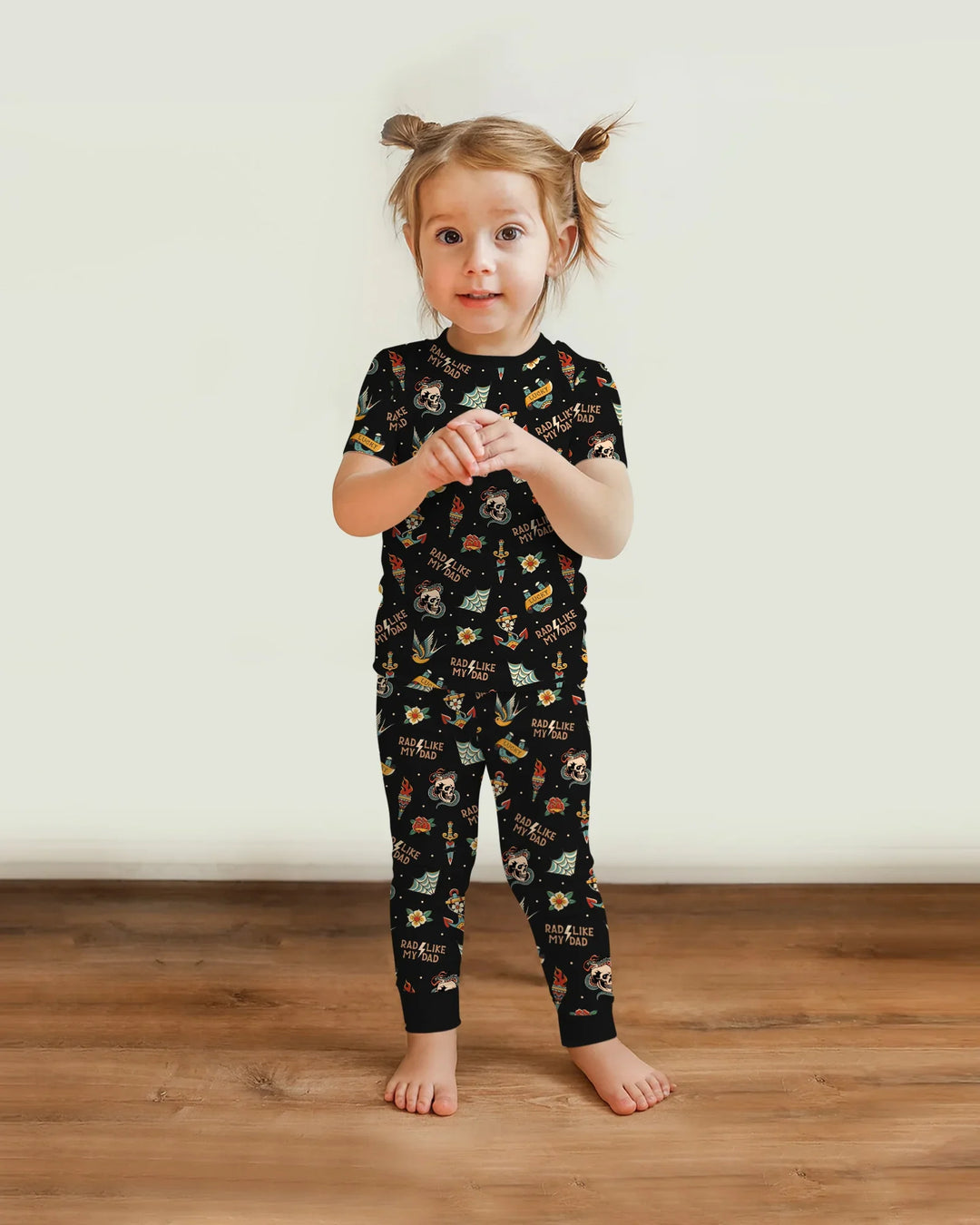 Zweiteiliges, kurzärmliges Pyjama-Set mit Marienkäfern