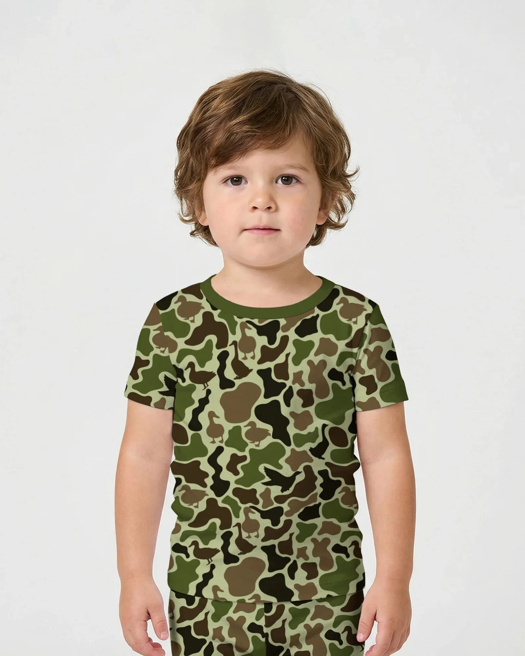 Template Zweiteiliges Pyjama-Set mit kurzen Ärmeln und Shorts