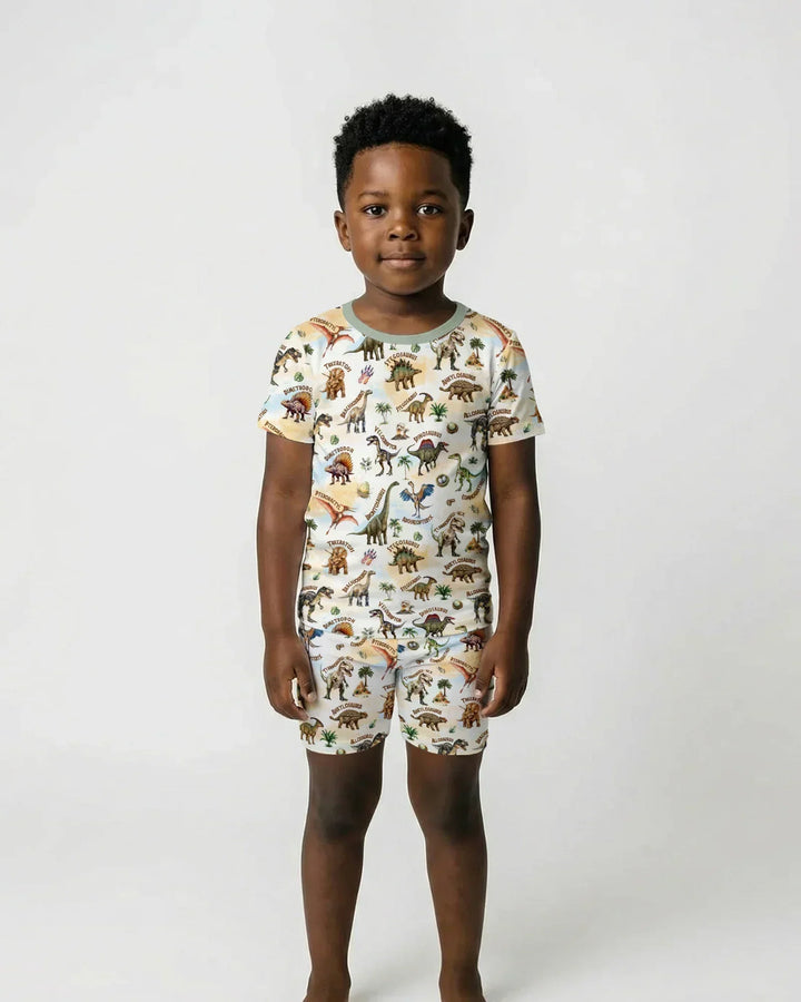 Template Zweiteiliges Pyjama-Set mit kurzen Ärmeln und Shorts
