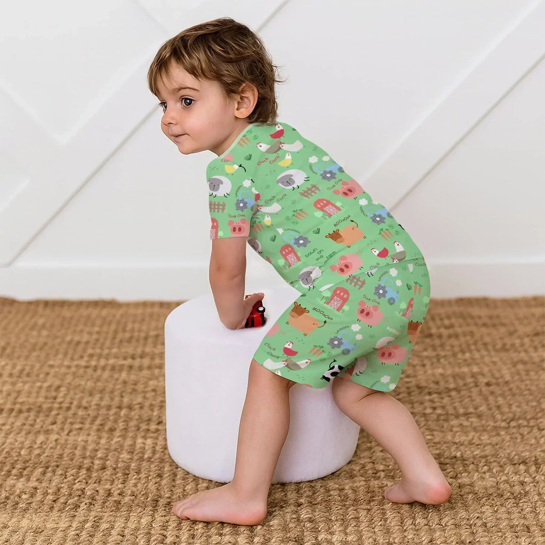 Template Zweiteiliges Pyjama-Set mit kurzen Ärmeln und Shorts