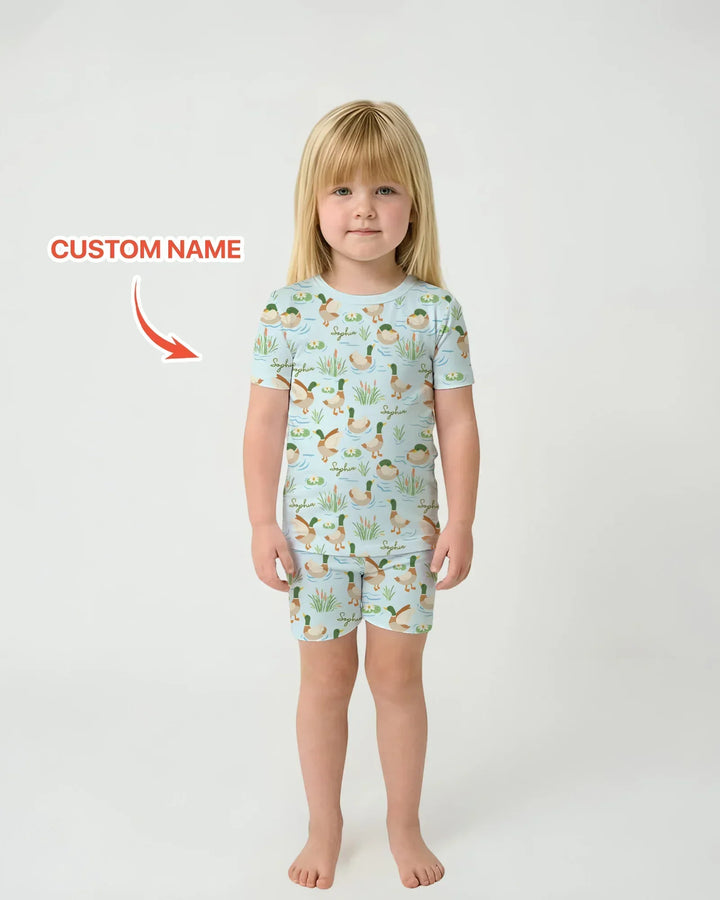 Zweiteiliges Pyjama-Set mit kurzen Ärmeln und Shorts im Sommer-Design