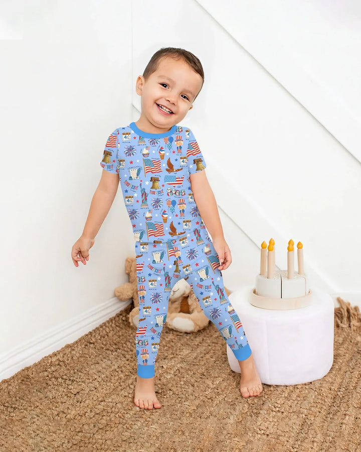 Zweiteiliges, kurzärmliges Pyjama-Set mit Marienkäfern