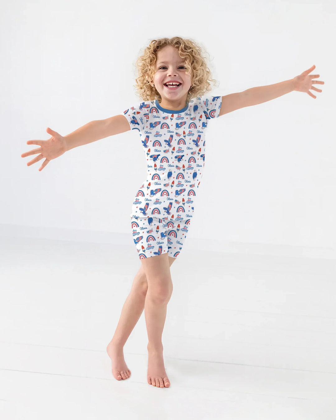 Zweiteiliges Pyjama-Set mit kurzen Ärmeln und Shorts im Sommer-Design