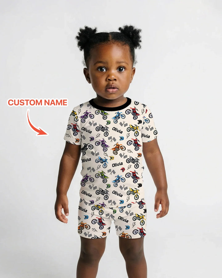 Zweiteiliges Pyjama-Set mit kurzen Ärmeln und Shorts im Sommer-Design