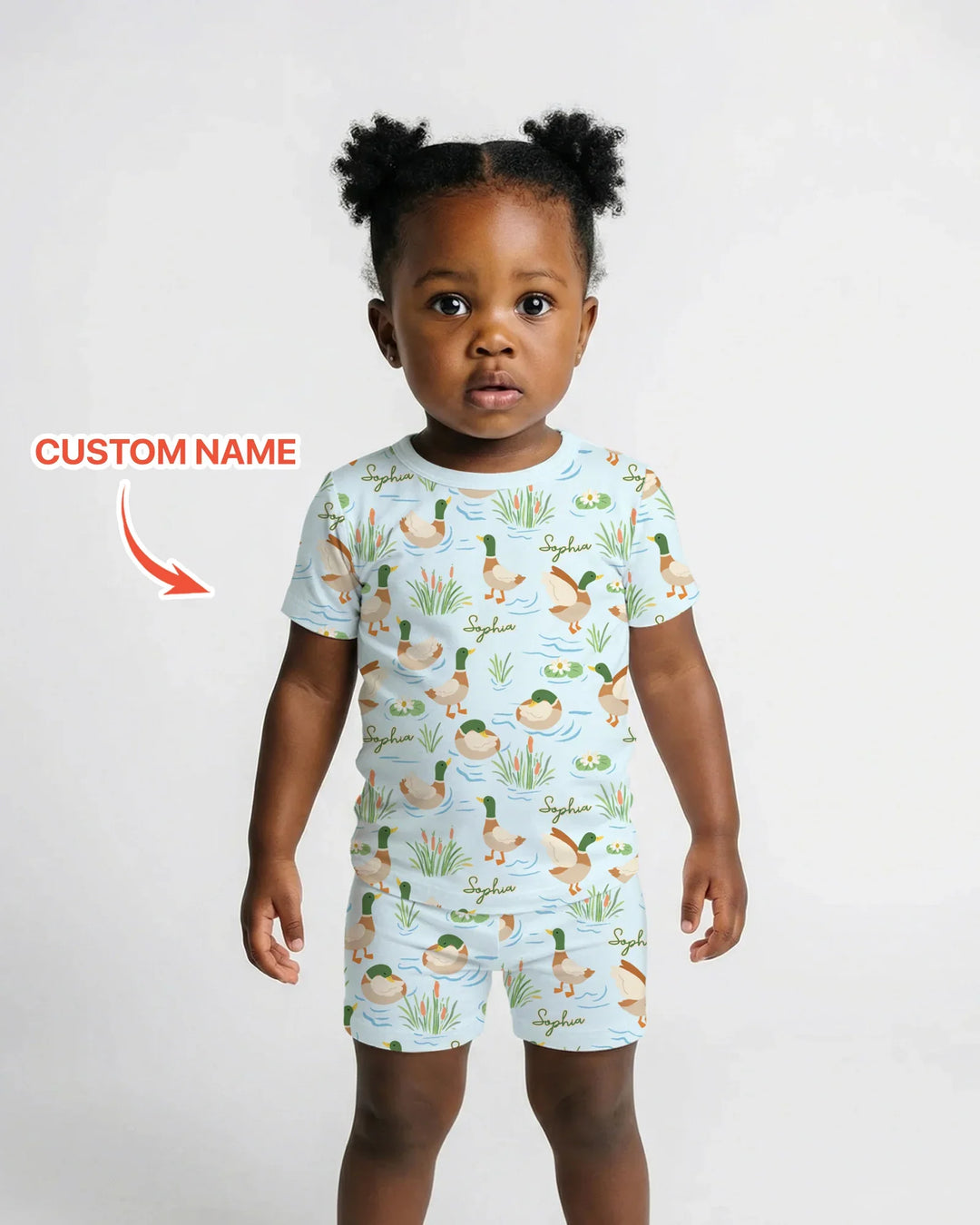Zweiteiliges Pyjama-Set mit kurzen Ärmeln und Shorts im Sommer-Design