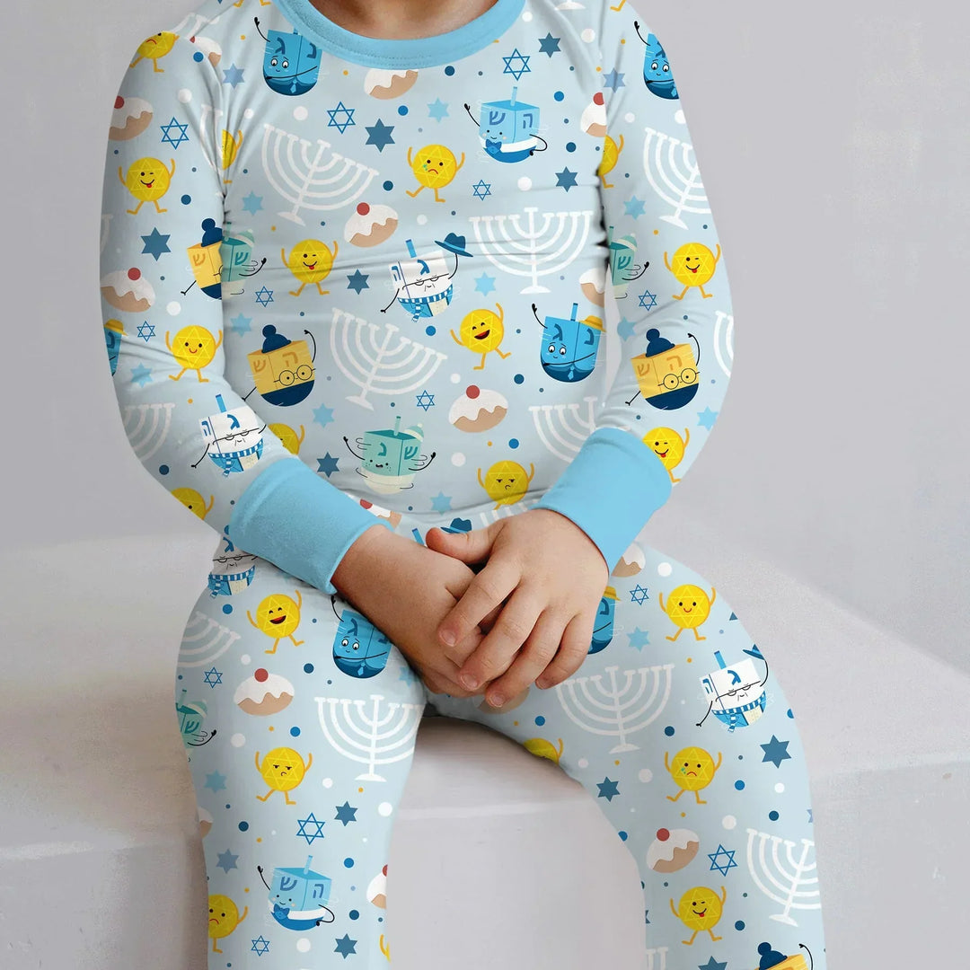 Zweiteiliges Langarm-Pyjama-Set mit Sommerfrüchten