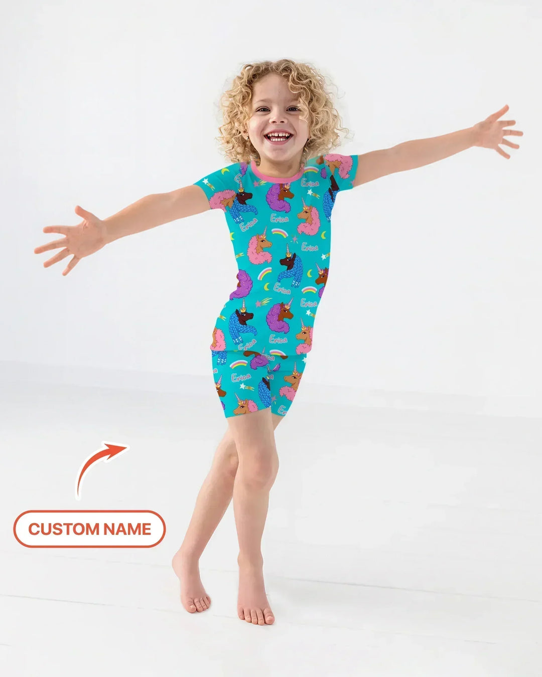 Zweiteiliges Pyjama-Set mit kurzen Ärmeln und Shorts im Sommer-Design