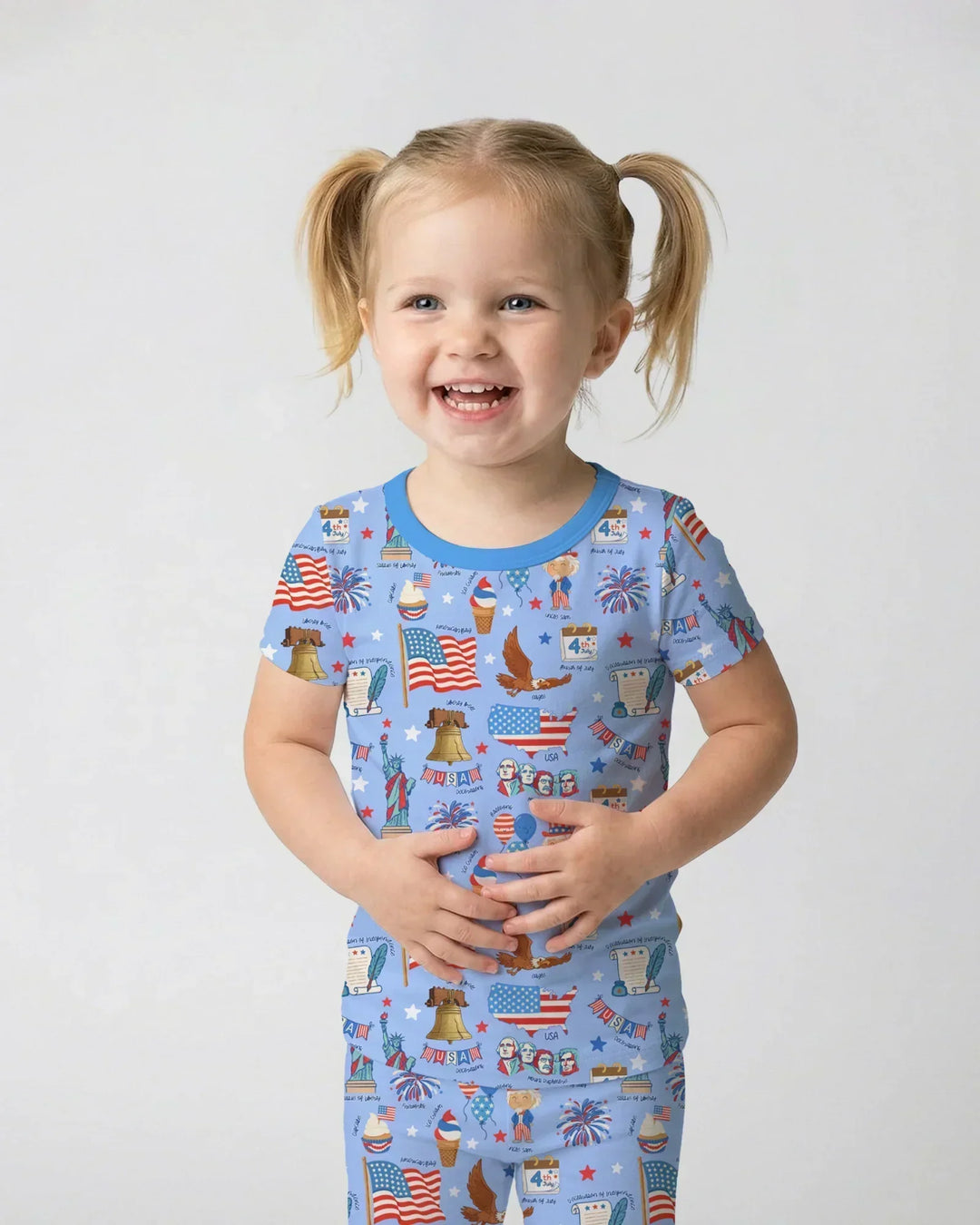 Zweiteiliges, kurzärmliges Pyjama-Set mit Marienkäfern