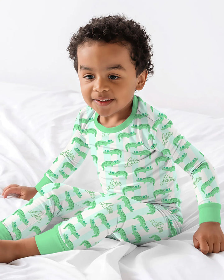 Zweiteiliges Langarm-Pyjama-Set mit Sommerfrüchten