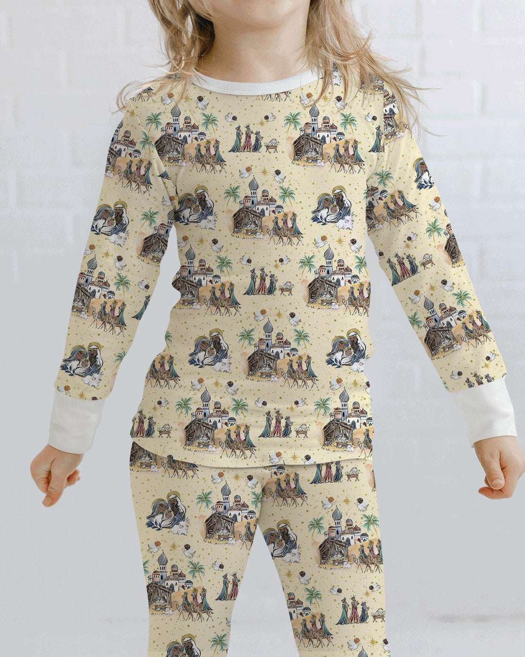 Zweiteiliges Langarm-Pyjama-Set mit Sommerfrüchten