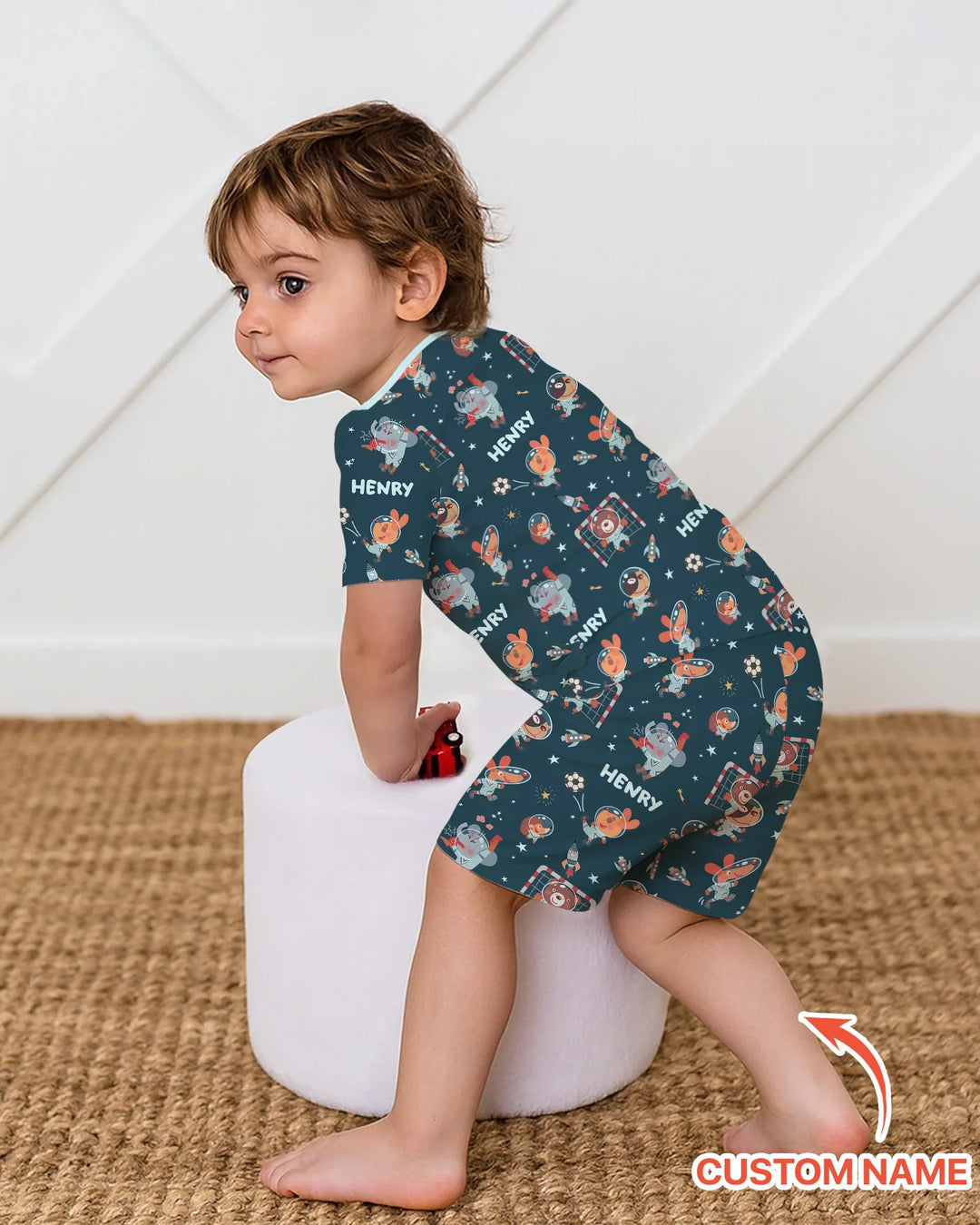 Zweiteiliges Pyjama-Set mit kurzen Ärmeln und Shorts im Sommer-Design
