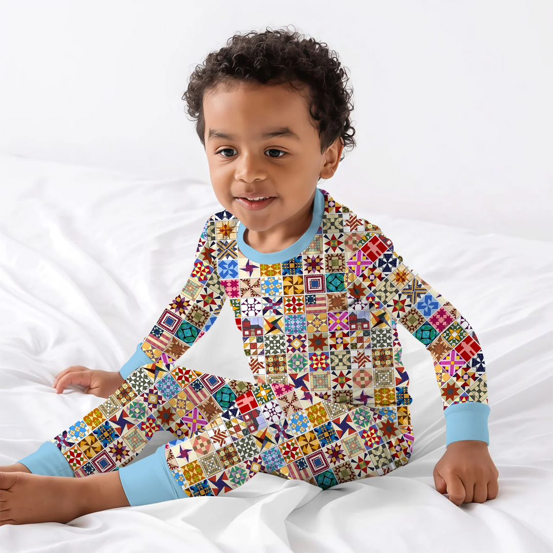 Zweiteiliges Langarm-Pyjama-Set mit Sommerfrüchten