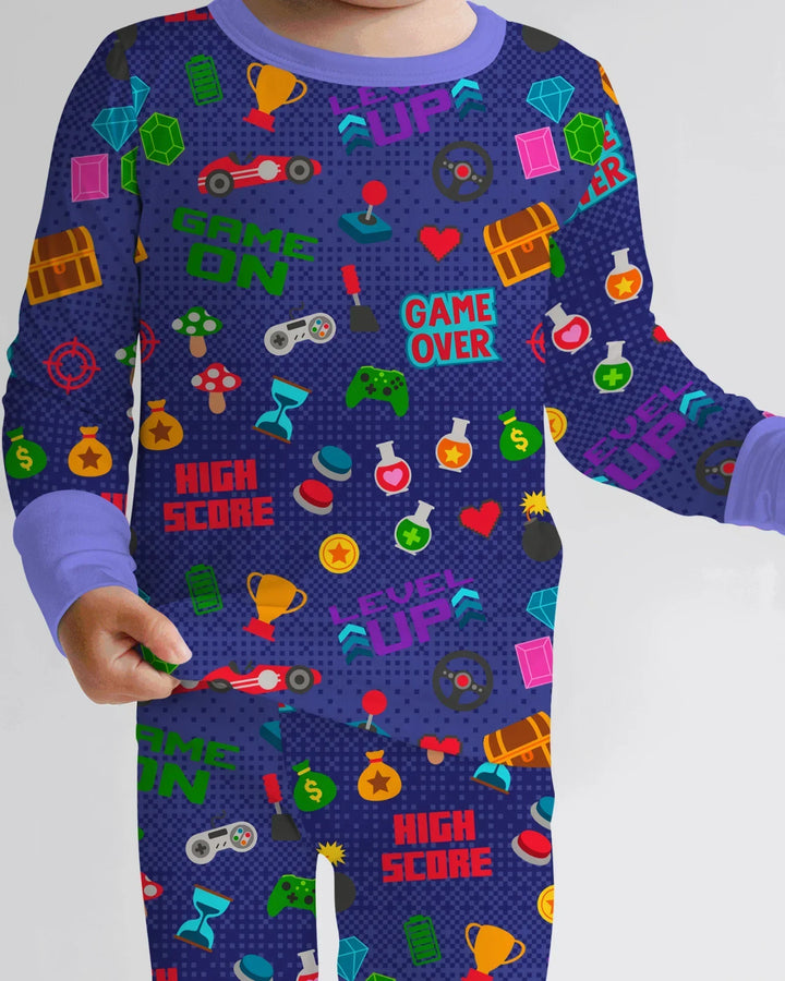 Zweiteiliges Langarm-Pyjama-Set mit Sommerfrüchten