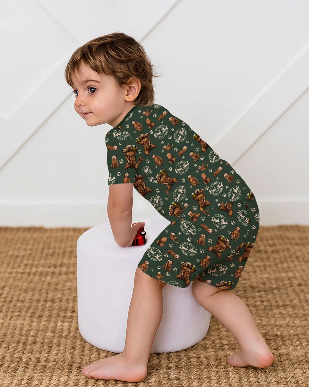 Template Zweiteiliges Pyjama-Set mit kurzen Ärmeln und Shorts