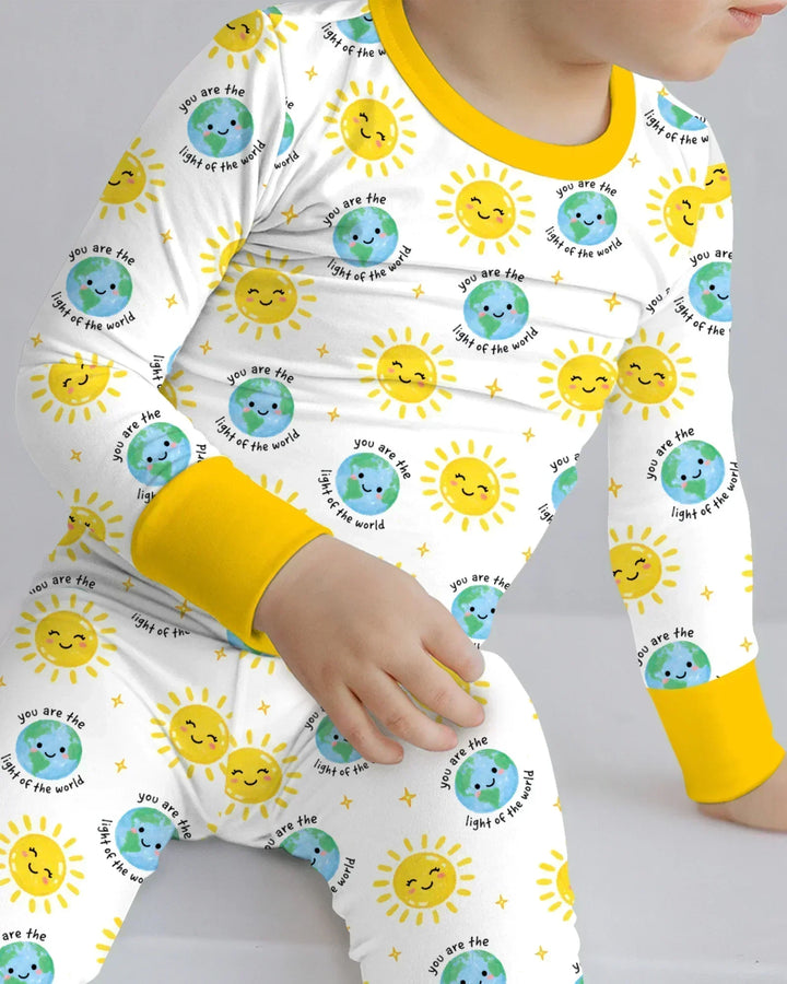 Zweiteiliges Langarm-Pyjama-Set mit Sommerfrüchten