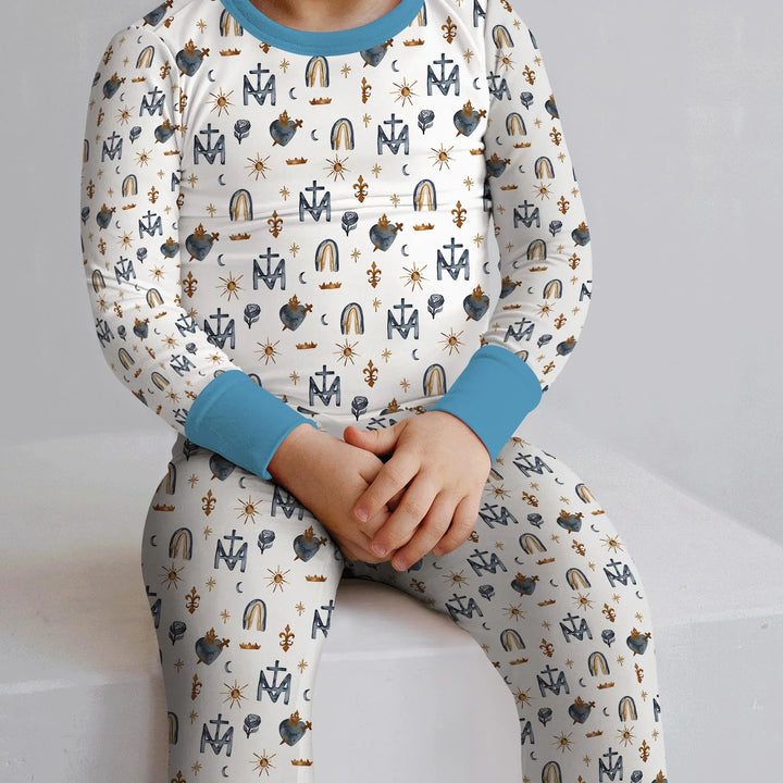 Zweiteiliges Langarm-Pyjama-Set mit Sommerfrüchten