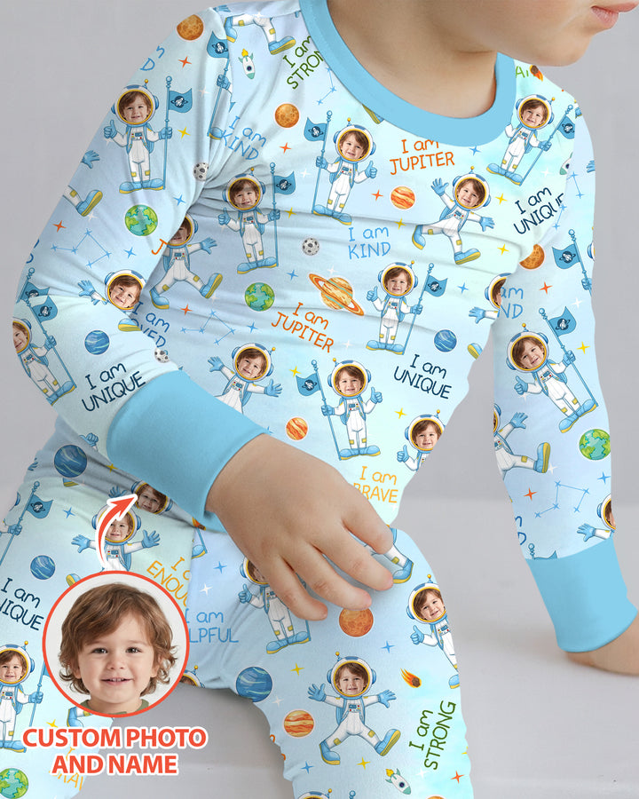 Zweiteiliges Langarm-Pyjama-Set mit Sommerfrüchten