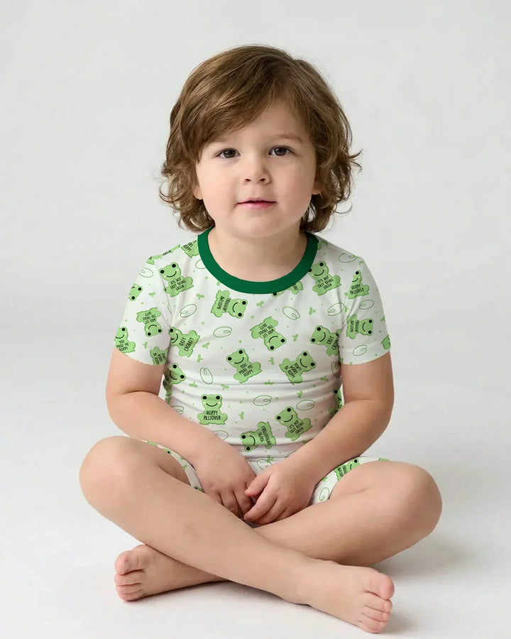 Template Zweiteiliges Pyjama-Set mit kurzen Ärmeln und Shorts