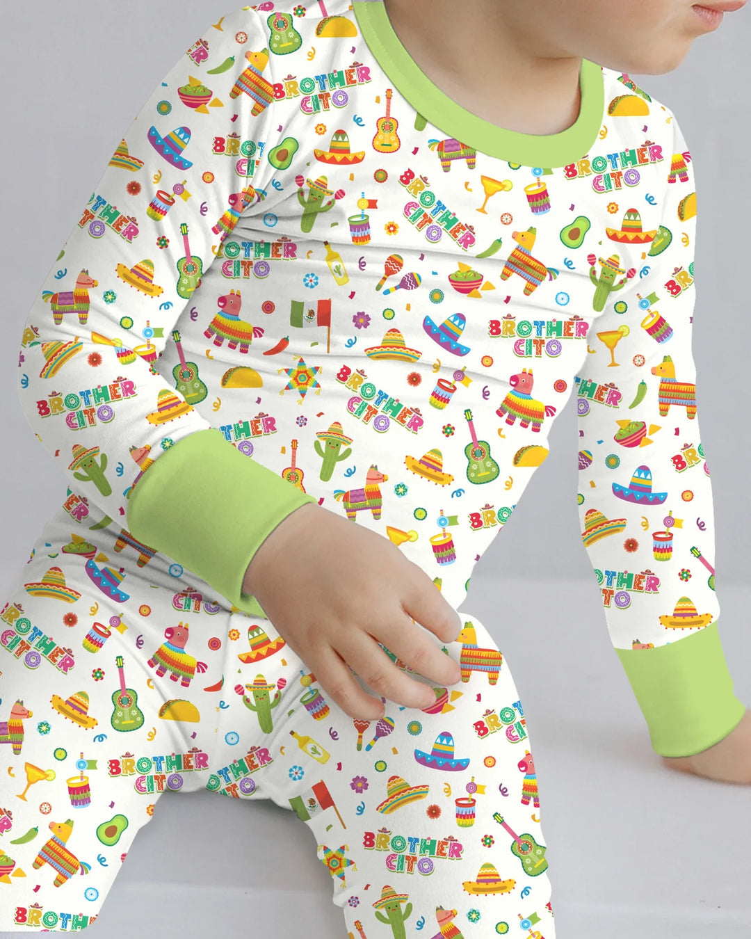 Zweiteiliges Langarm-Pyjama-Set mit Sommerfrüchten