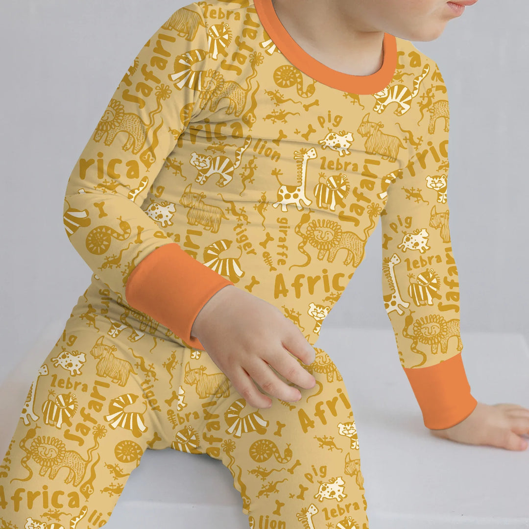Zweiteiliges Langarm-Pyjama-Set mit Sommerfrüchten