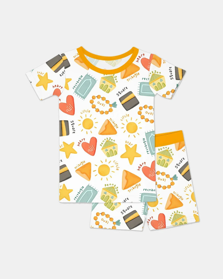 Template Zweiteiliges Pyjama-Set mit kurzen Ärmeln und Shorts