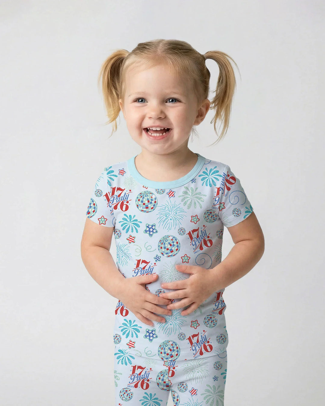 Zweiteiliges, kurzärmliges Pyjama-Set mit Marienkäfern