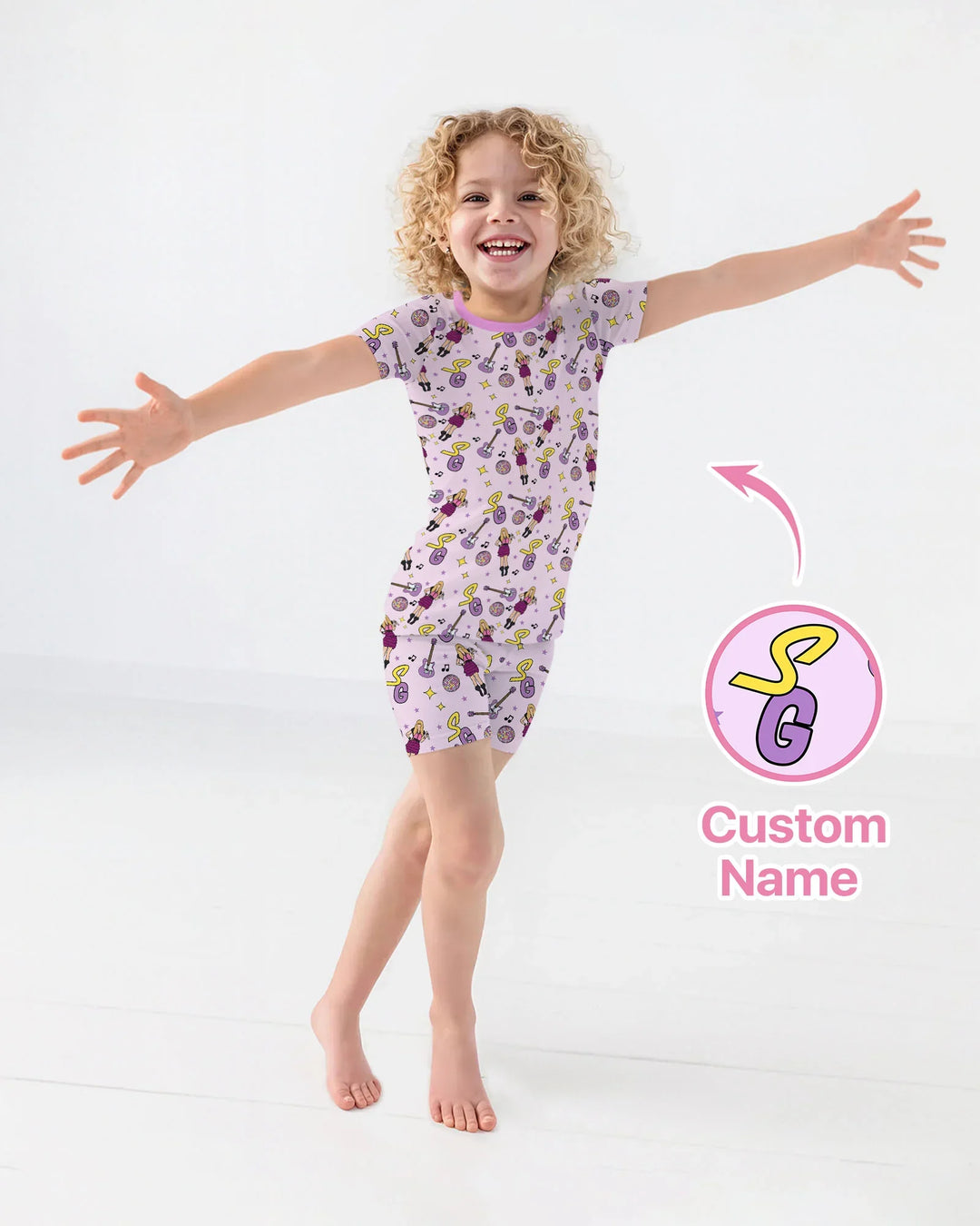 Zweiteiliges Pyjama-Set mit kurzen Ärmeln und Shorts im Sommer-Design