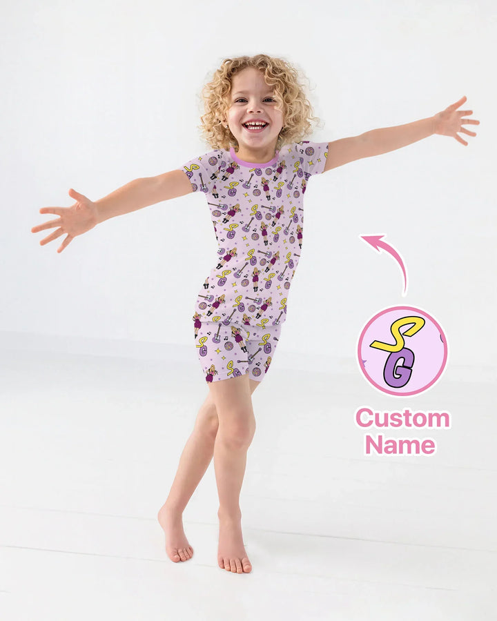 Zweiteiliges Pyjama-Set mit kurzen Ärmeln und Shorts im Sommer-Design