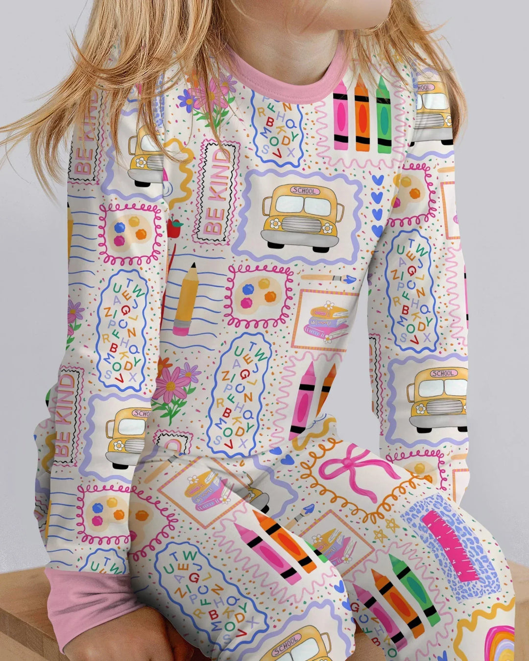 Zweiteiliges Langarm-Pyjama-Set mit Sommerfrüchten