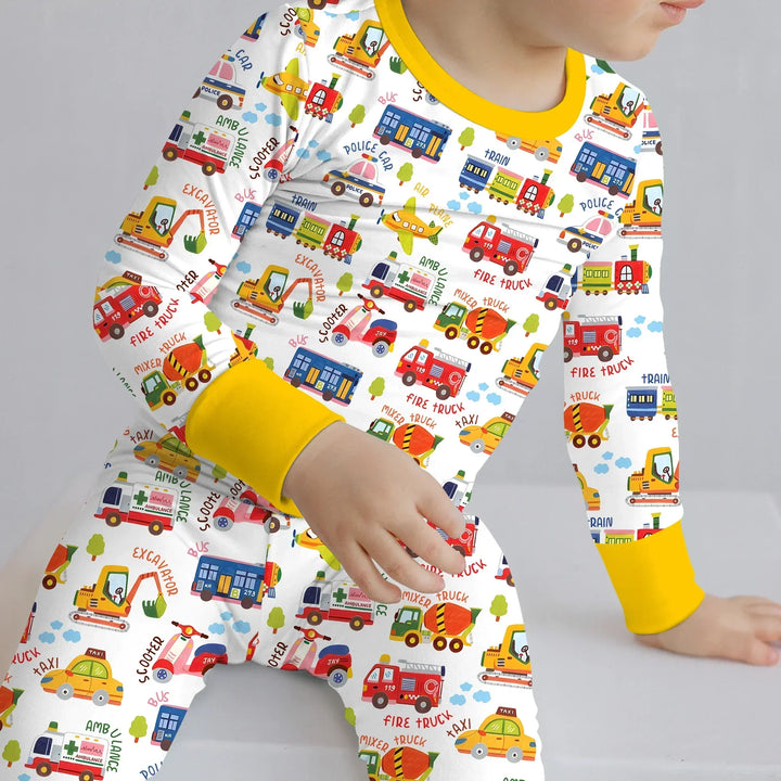 Zweiteiliges Langarm-Pyjama-Set mit Sommerfrüchten