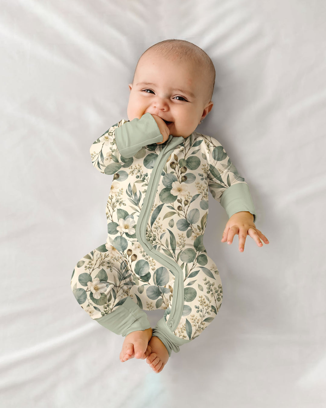 Eucalyptus Botanical Floral Pattern Bamboo Convertible Zippy
