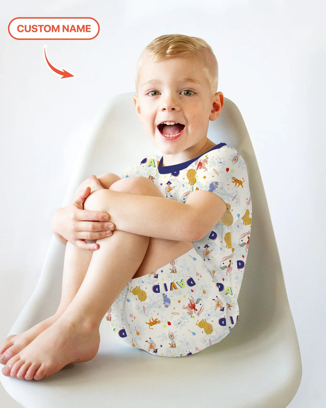 Zweiteiliges Pyjama-Set mit kurzen Ärmeln und Shorts im Sommer-Design