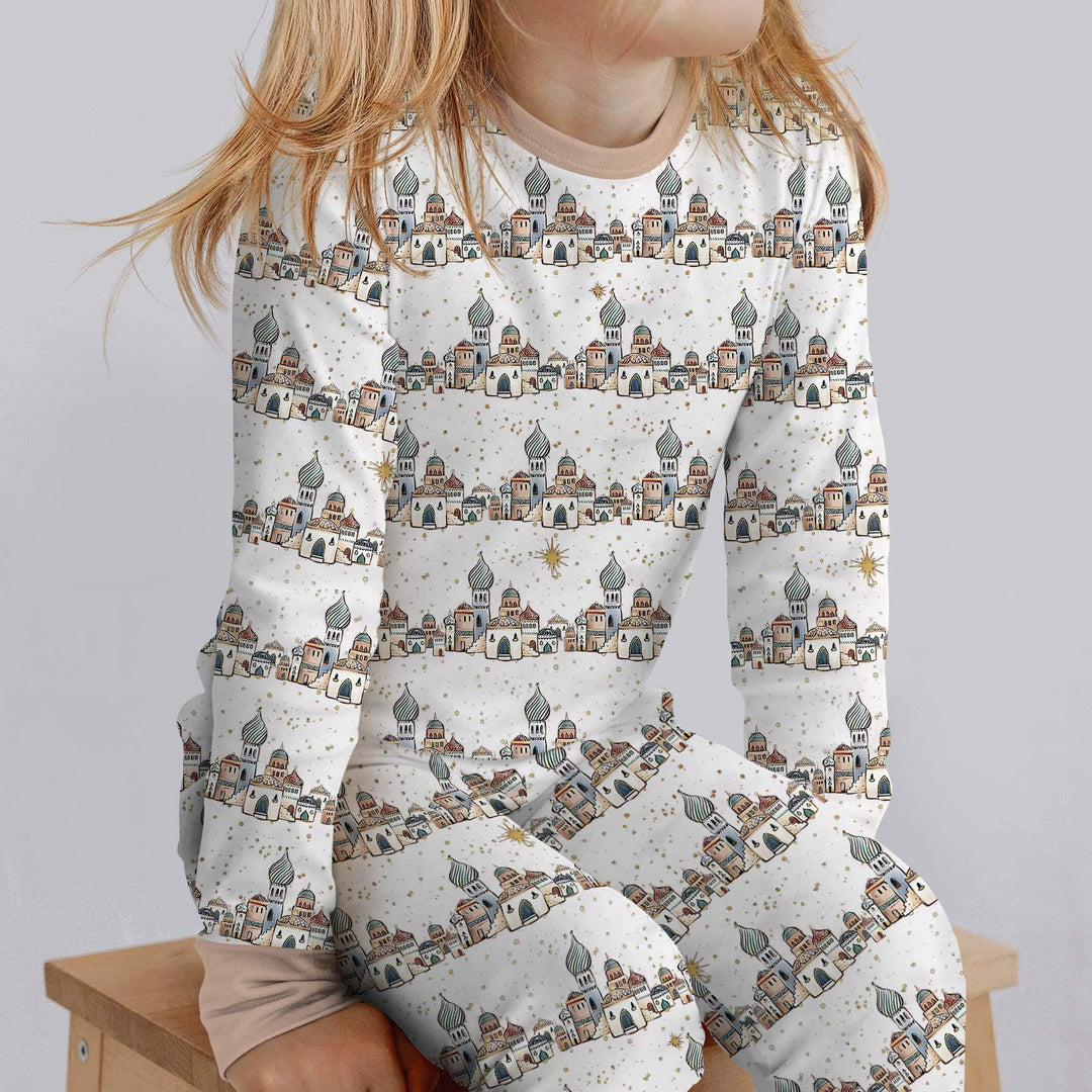 Zweiteiliges Langarm-Pyjama-Set mit Sommerfrüchten
