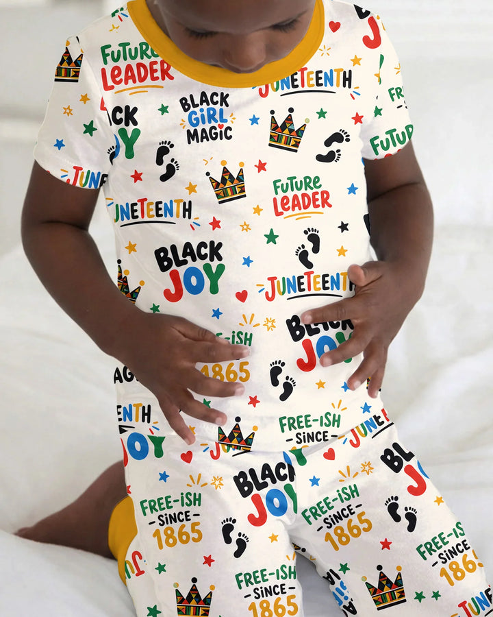 Zweiteiliges, kurzärmliges Pyjama-Set mit Marienkäfern
