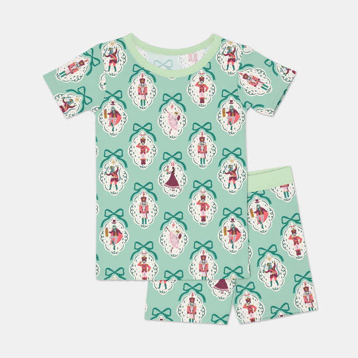 Zweiteiliges Pyjama-Set mit kurzen Ärmeln und Shorts im Sommer-Design