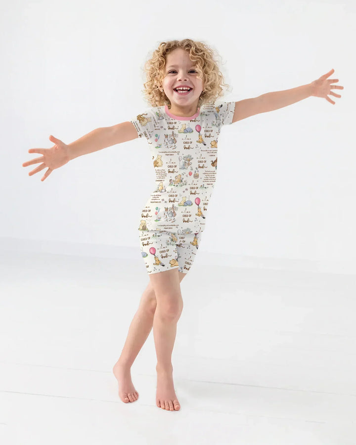 Template Zweiteiliges Pyjama-Set mit kurzen Ärmeln und Shorts