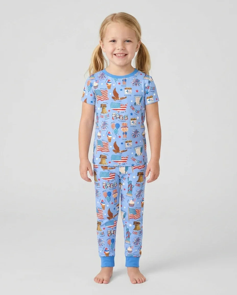 Zweiteiliges, kurzärmliges Pyjama-Set mit Marienkäfern