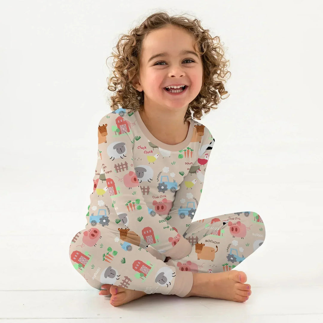 Zweiteiliges Langarm-Pyjama-Set mit Sommerfrüchten