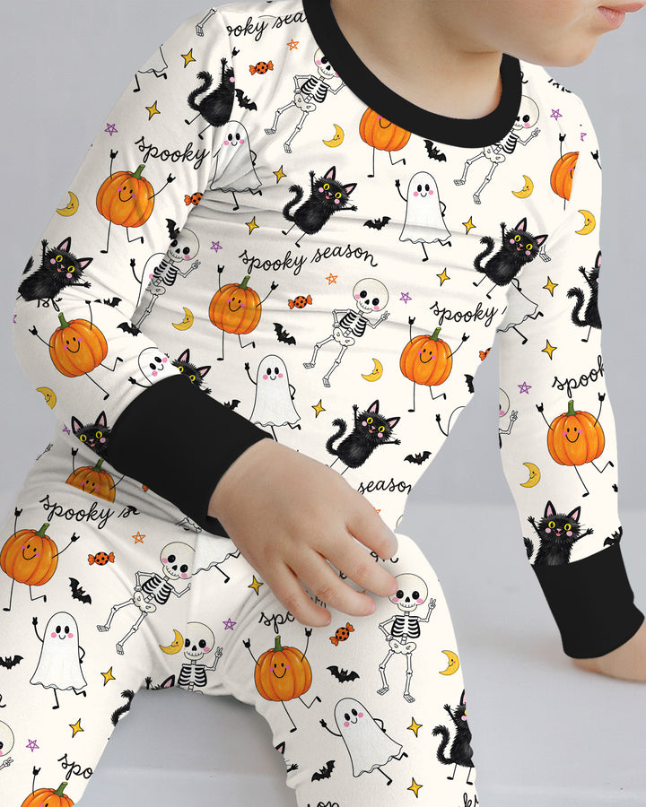 Zweiteiliges Langarm-Pyjama-Set mit Sommerfrüchten